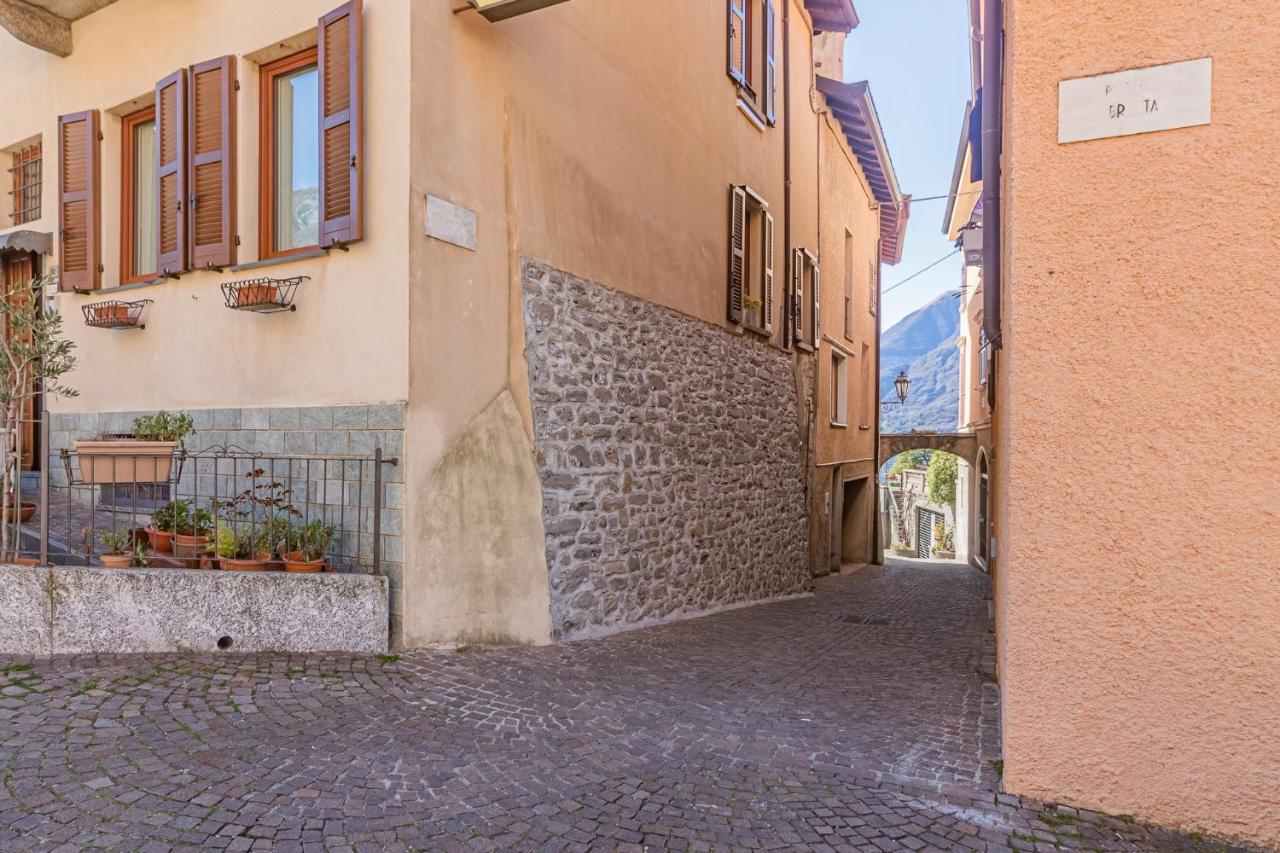 Atelier Dell'Artista By Wonderful Italy Lägenhet Varenna Exteriör bild
